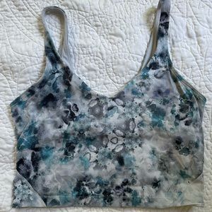 Lululemon crop top